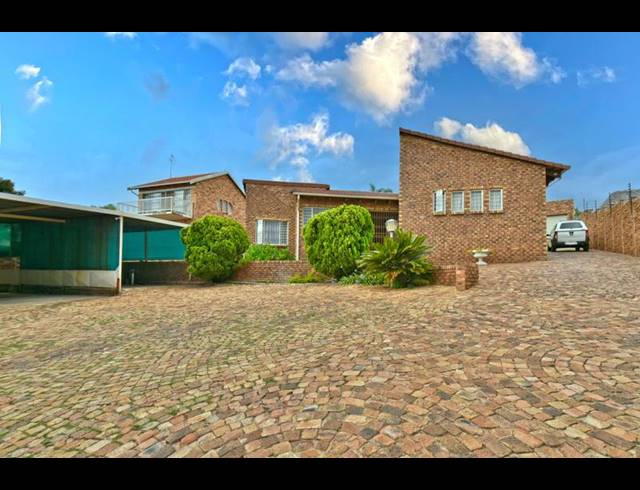 3 BEDROOM HOUSE FOR SALE IN WINCHESTER